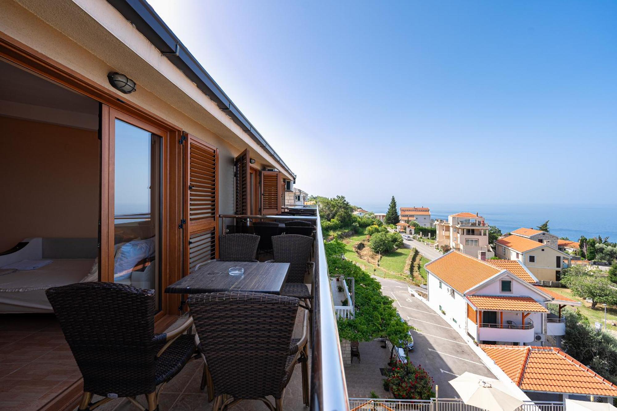 Hotel Sunset Blizikuce Budva Rum bild